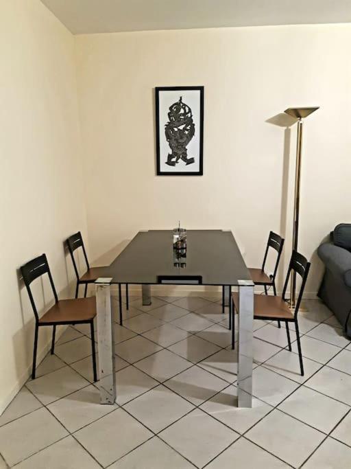 Cozy Place Close To Paris Apartment Vitry-sur-Seine Bagian luar foto